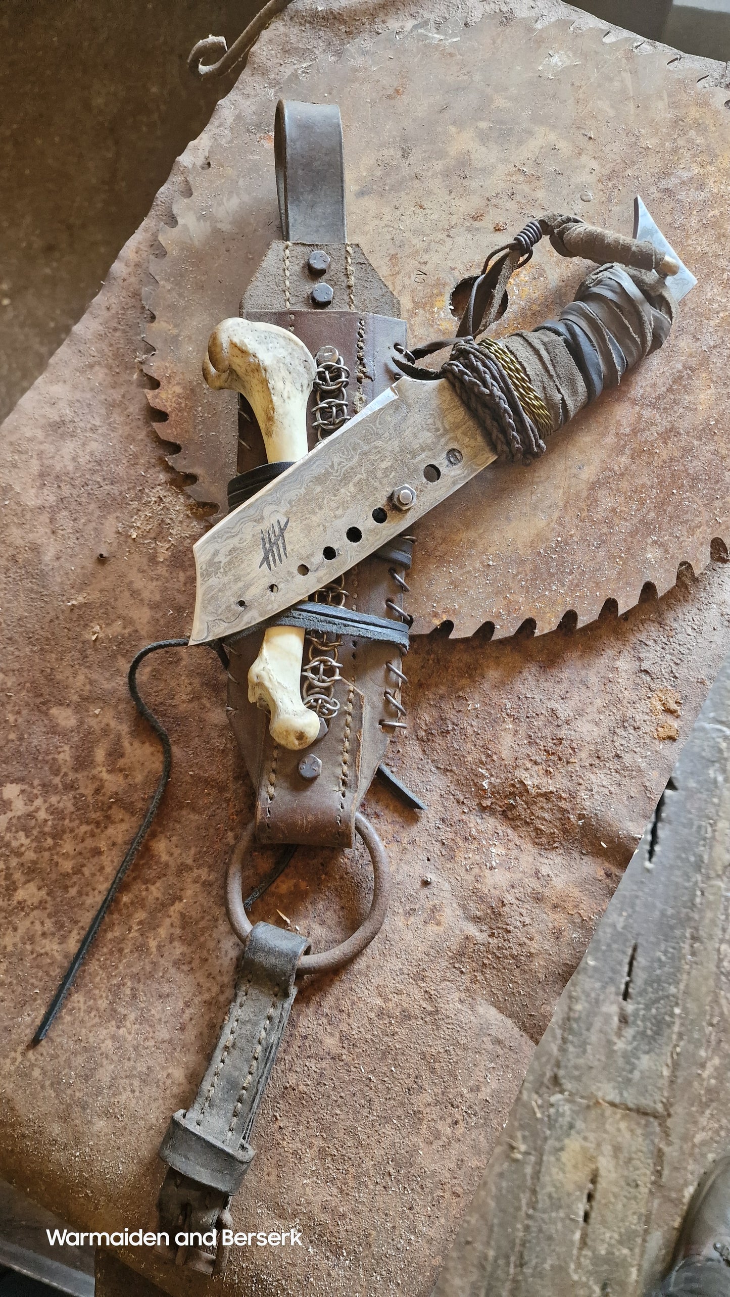 The Alpha Hunter - Hand-Forged Warblade