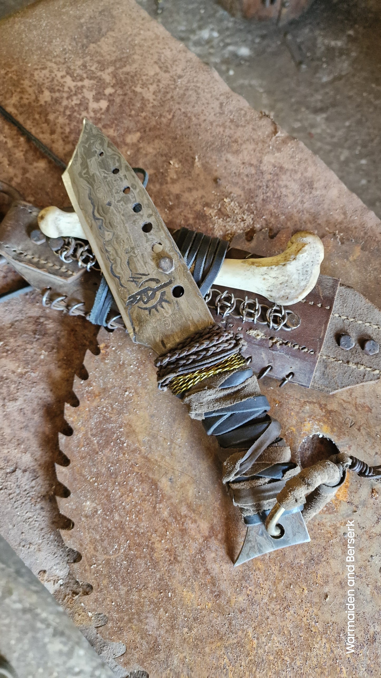 The Alpha Hunter - Hand-Forged Warblade
