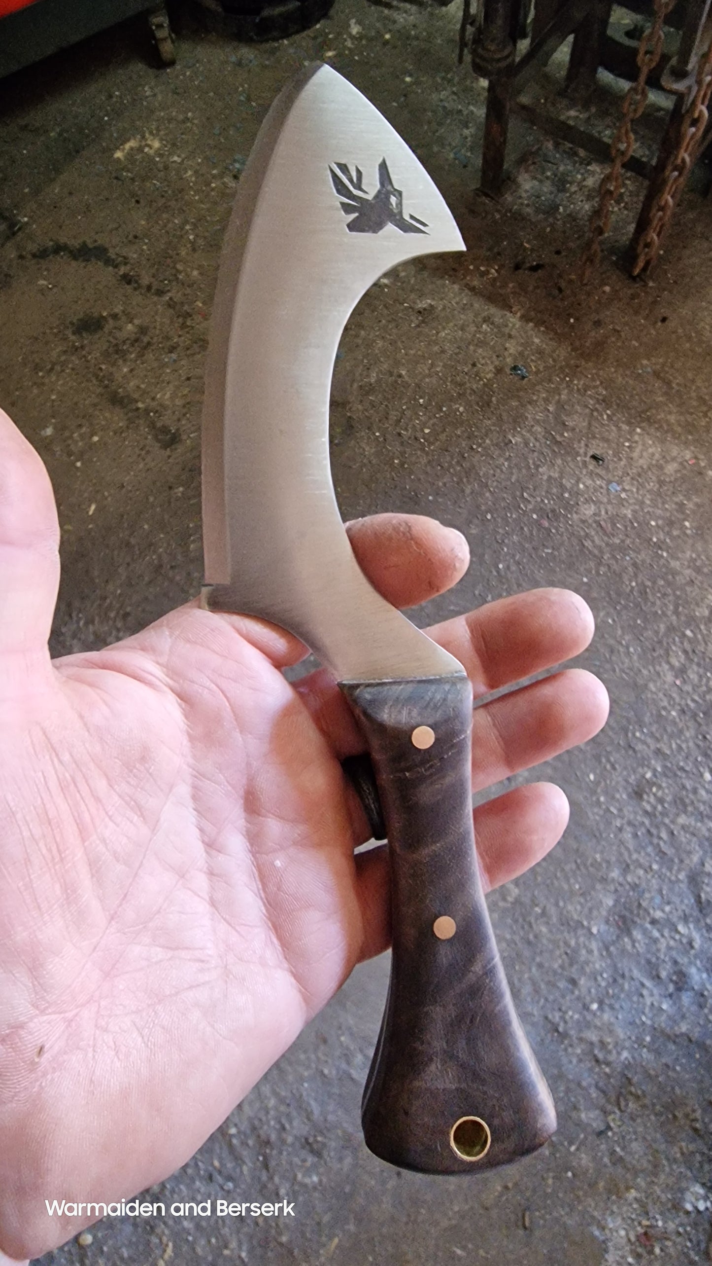 Hand-forged small knife in Chepesh form made of carbon steel with robust leather sheath