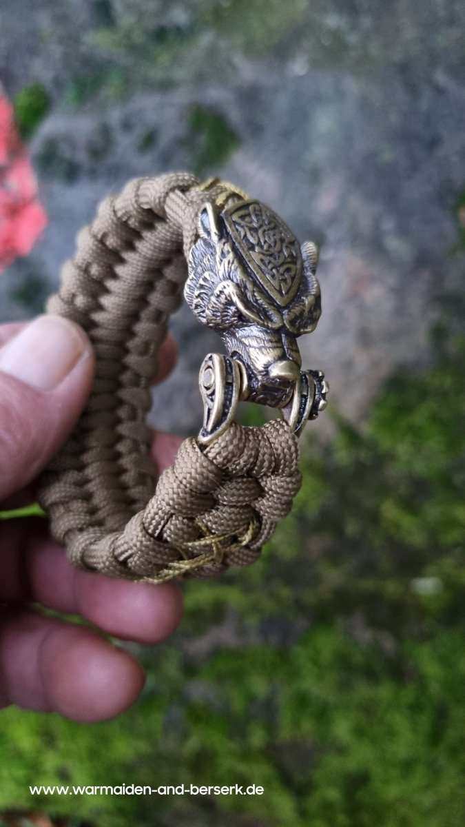Breites Paracord-Armband in Braun mit Bärenkopf Verschluss und Stitch