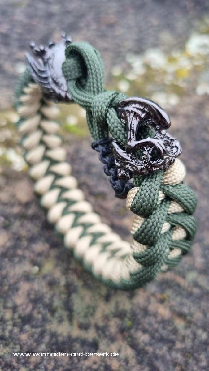 Paracord Armband mit Alien und Predator Bead Perlen