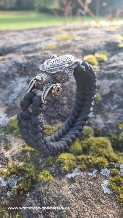 Schwarzes Sanctified Knot Paracord Armband mit Bärenkopf Verschluss