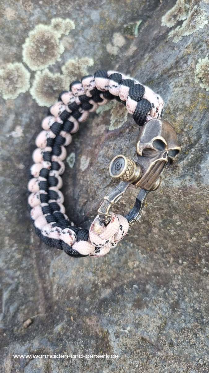 Schwarz und Camouflage Sanctified Knot Paracord Armband mit hochwertig