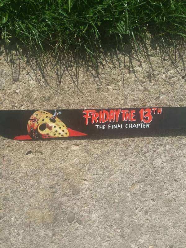 Handbemalte Machete aus Federstahl mit Jason Voorhees