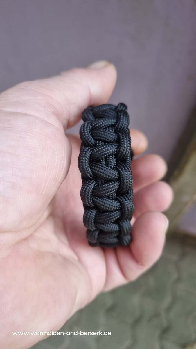 Einfaches Paracord Armband 'Cobra Knot' Night