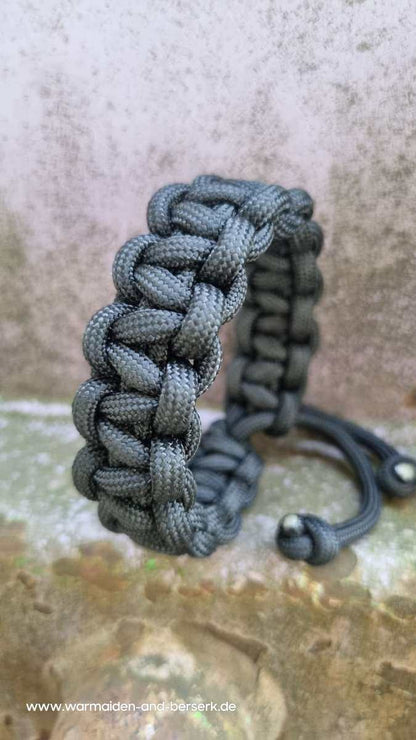 Einfaches Paracord Armband 'Cobra Knot' Night