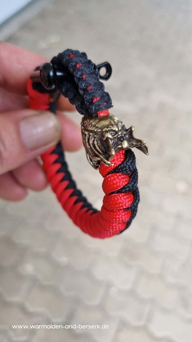 Schwarzrotes Snake Knot Paracord Armband 'Predator', mit Predator Perl