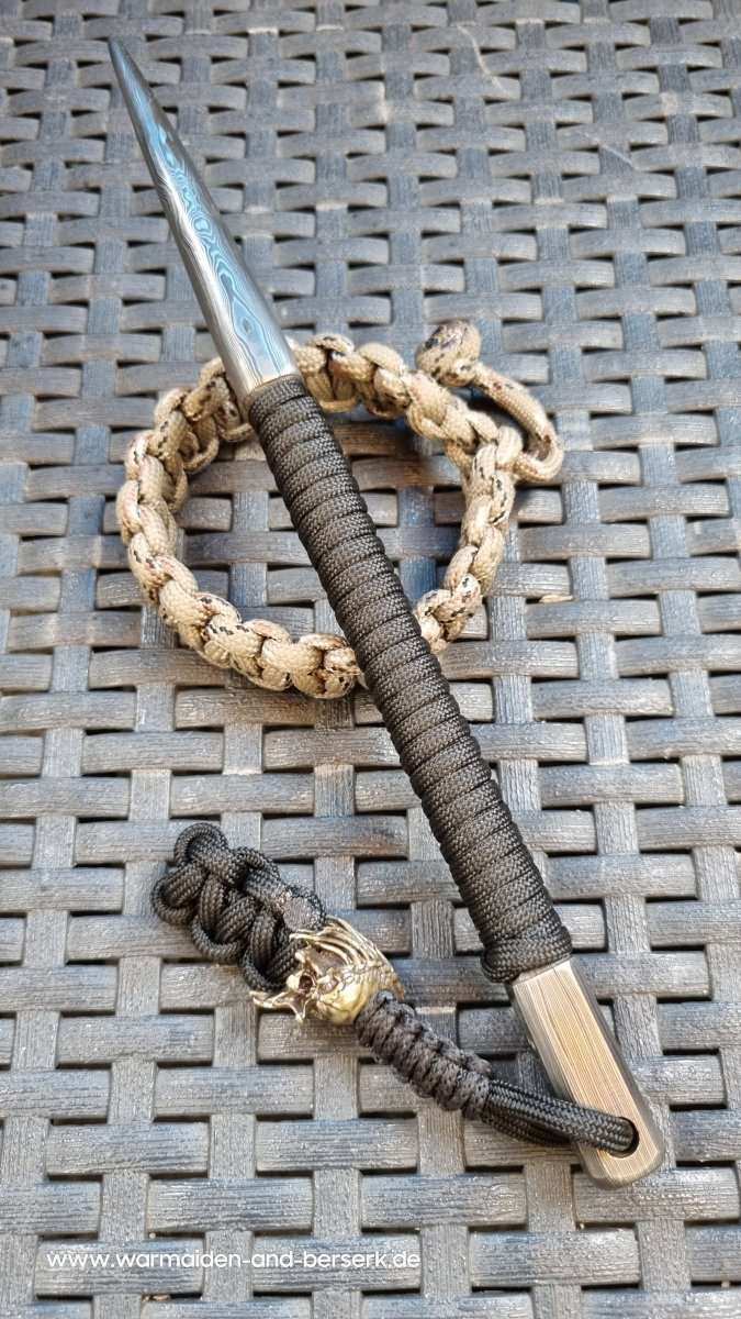 Handgeschmiedeter Paracord Marlin Spike aus Damaszener Stahl, mit Grif