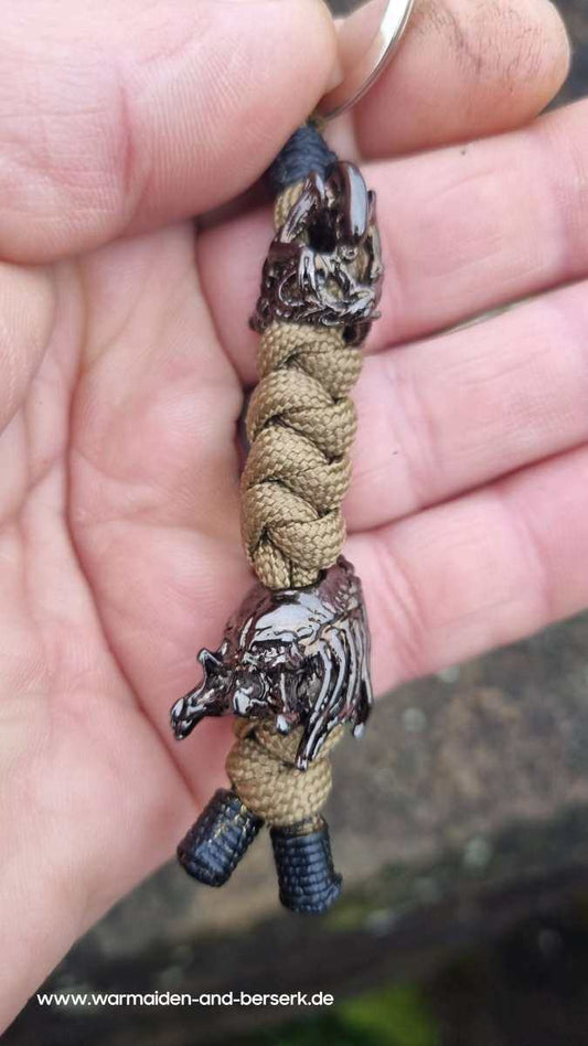 Einfacher Paracord Key Chain mit 'Predator' und 'Alien' Perle