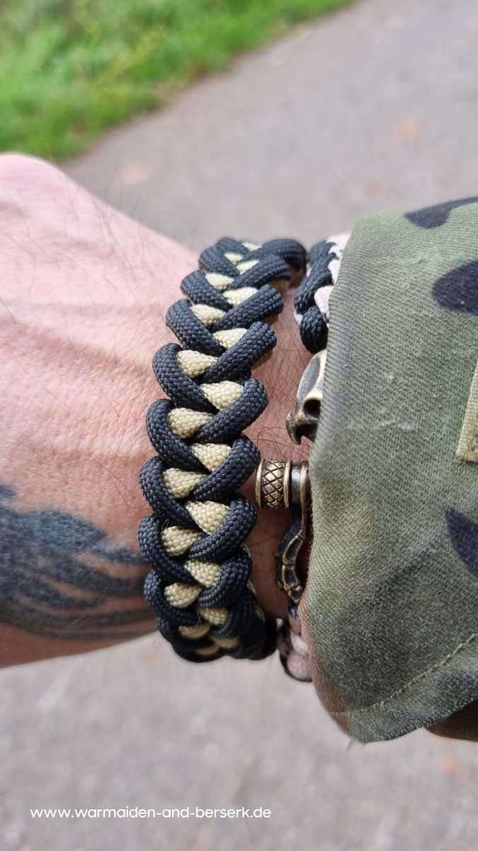 Shark Knot Paracord Armband "Alien vs Predator" mit Predator und Alien